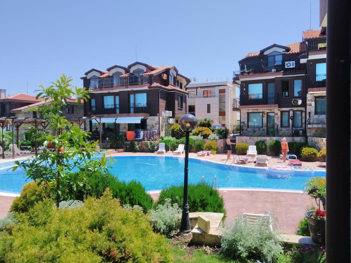 Лилия Apartment Sozopol Exterior photo